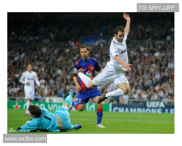 皇马与莫斯科中央陆军激战成和比分揭晓双方实力对比引发热议